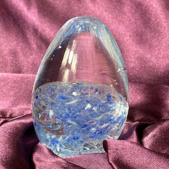 Blown Glass Egg Shaped Paperweight Blue Bubble Art oval ocean beach marble 3" - Picture 3 of 9